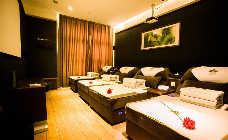 四川成都隐町足疗会所