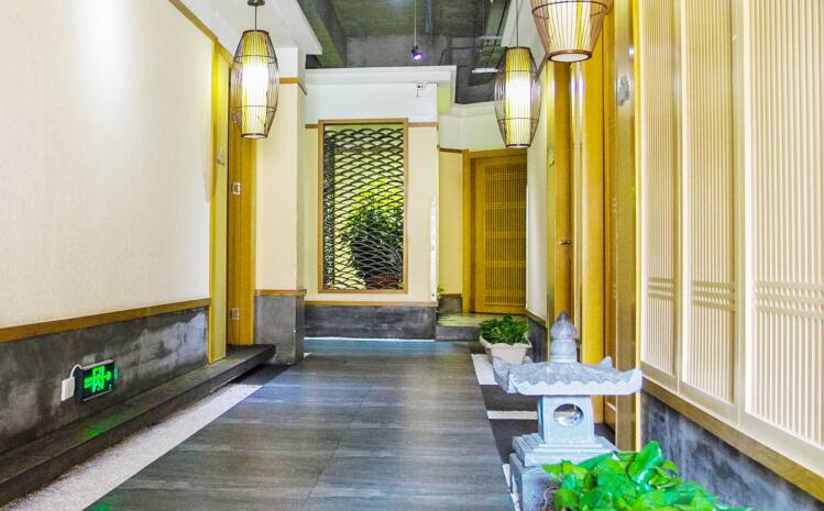 四川成都隐町足疗会所